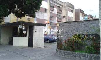 Imagem 2: Apartamento com 3 dormitórios à venda, por R$ 180.000 - Várzea - Recife/PE