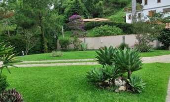 Imagem 3: Casa para venda tem 100 metros quadrados com 3 quartos em Albuquerque - Teresópolis - RJ