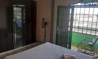 Imagem 4: Excelente Sobrado! 03 Quartos, 01 Suíte, 200m2, Financia, Quadra 311, Recanto das Emas