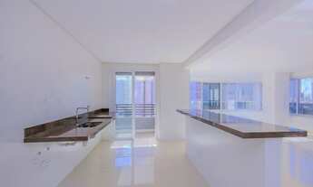 Imagem 4: Apartamento para venda possui 207 metros quadrados com 4 quartos em Setor Bueno - Goiânia