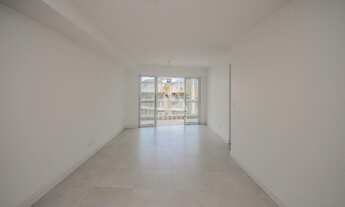 Imagem 2: Apartamento à venda, 2 quartos, 1 suíte, 1 vaga, Lagoa - RIO DE JANEIRO/RJ