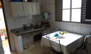 Imagem 2: Chácara para venda possui 99 metros quadrados com 3 quartos