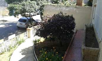 Imagem 2: ÓTIMA LOCALIZAÇÃO, RUA TRANQUILA, PRECISA DE REFORMA!!!