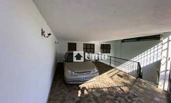 Imagem 2: Casa com 4 dormitórios para alugar, 198 m² por R$ 2.000,00/mês - Vila Rezende - Piracicaba