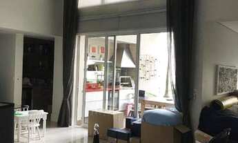 Imagem: Fino acabamento, pé direito duplo no living