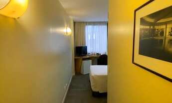 Imagem 2: Flat para Venda em Curitiba, Centro, 1 dormitório, 1 banheiro