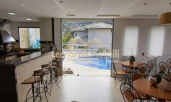 Imagem 6: Indescritível casa para venda no bairro Mosela, Petrópolis, c/ piscina, 4 suítes