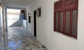 Imagem 2: Casa para Venda em Serra, Jacaraípe, 3 dormitórios, 1 suíte, 1 banheiro, 2 vagas