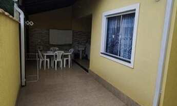 Imagem 3: Casa linear com ótimo quintal na estrada da grama