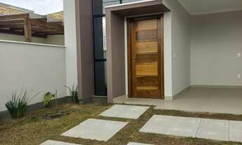 Imagem 2: Casa com piscina e com 02 quartos sendo 01 suíte no Bosque da Mata - Tijucas - SC