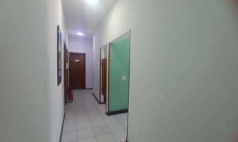 Imagem 2: Sobrado para venda tem 363 metros quadrados em Jardim Meny - São Roque - SP