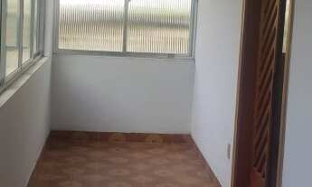 Imagem 2: Ótima Casa no Fonseca com 4 quartos, 2 banheiros, Garagem para 3 carros, quintal espaçoso