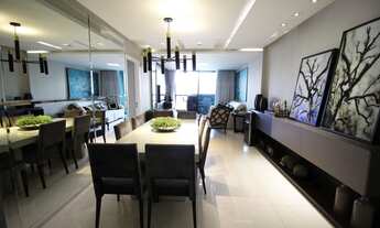 Imagem 2: Mobiliado - 4 vagas de garagem - Lindo apto