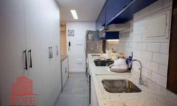 Imagem 5: Apartamento com 2 dormitórios à venda em Pinheiros, 90 m². Ar condicionado em todos os amb