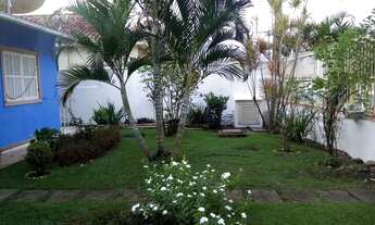 Imagem 2: Casa linear e independente em terreno único com 2 quartos com piscina