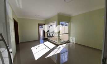 Imagem 2: Casa em Condomínio para Venda em Caçapava, Condomínio Terras do Vale, 3 dormitórios, 1 suí