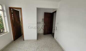 Imagem 4: Sala Comercial Piso Superior - Centro - 25m²
