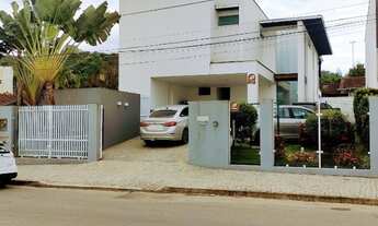 Imagem 2: Residência de Alto Padrão! Localizada num dos melhores e mais valorizado bairro de Jlle!!!