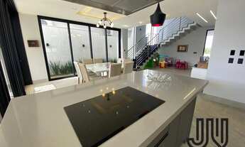 Imagem: Excelente Sobrado no Condomínio Terras