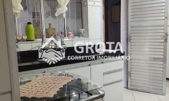 Imagem 5: Linda Casa Assobradada para Venda no bairro Jardim Colorado, 3 dorm, 1 suíte, 1 vagas, 192