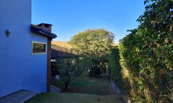 Imagem 5: Casa de condomínio para venda tem 470 metros quadrados com 5 quartos