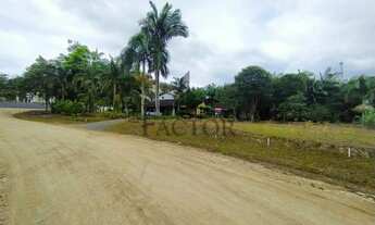 Imagem: Amplo Terreno