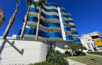 Imagem 2: APARTAMENTO AMPLO SEMI MOBILIADO A VENDA EM CRICIÚMA EM FRENTE AO COLÉGIO MARISTA NO BAIRR