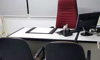 Imagem 4: Prédio Comercial 232 M², 6 Salas, 12 Vagas, 4 Banheiros