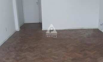 Imagem 2: Apartamento à venda, 3 quartos, 1 suíte, dependência completa, 1 vaga, 90m², Botafogo. RIO