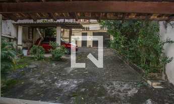 Imagem 3: Casa à Venda - Quintino Bocaiúva, 4 Quartos, 241 m2