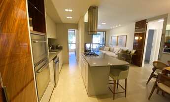 Imagem 3: APARTAMENTO COM 03 SUÍTES A APENAS 30 METROS DA PRAIA