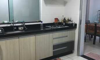 Imagem 3: Casa para venda tem 240 metros quadrados com 3 quartos