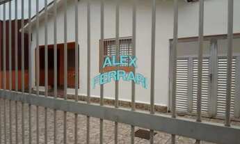 Imagem 2: Casa para Venda em Mongaguá, Centro Mongaguá, 4 dormitórios, 1 suíte, 2 banheiros, 3 vagas