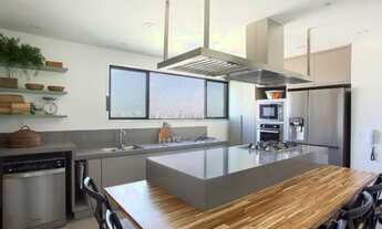 Imagem 5: Excelente apartamento, todo reformado, com 227 m2, 4 quartos (3 suítes) e 3 vagas, na Vila