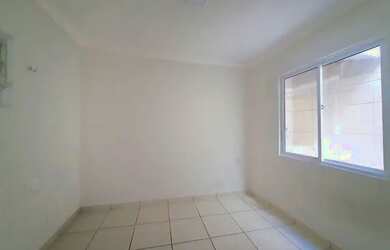 Imagem 6: Casa com 2 quartos para alugar por R$ 1.300/mês - Parque Araxá - Fortaleza/CE