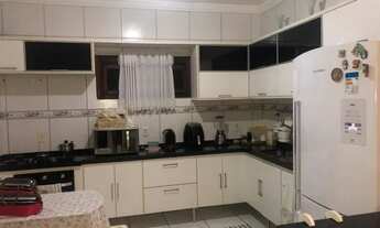 Imagem 5: Casa para venda tem 109 metros quadrados com 2 quartos