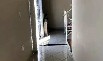 Imagem 2: Sobrado para venda com 312 metros quadrados com 4 quartos em Vila Paraíba - Guaratinguetá