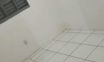 Imagem 2: VENDE-SE CASA Casa com 2 dormitórios