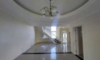 Imagem 2: Casa de Condomínio com 3 Suítes e 4 banheiros para Locação, 240 m² por R$ 4.500/Mês