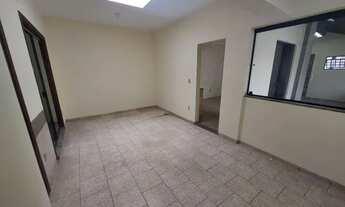 Imagem 3: Casa com 3 dormitórios para alugar, 216 m² por R$ 1.800/mês - Vila Leila - Mogi Guaçu/SP