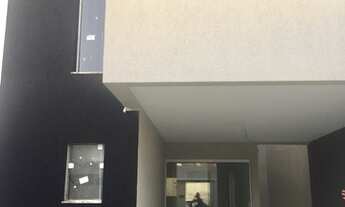 Imagem 2: Casa solta para venda em Lauro de Freitas- Centro. Possui 4/4 com excelente localização