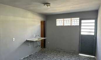 Imagem 3: Quarto com banheiro
