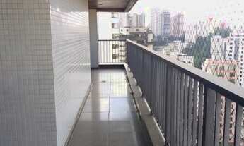 Imagem 4: Apto. de 300m2 - 4 suítes, 4 vagas, sala com lareira ÓTIMA LOCALIZAÇÃO