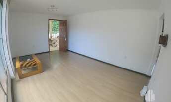 Imagem 2: PORTO ALEGRE - Casa Padrão - Medianeira