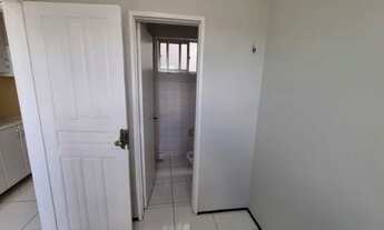 Imagem 7: Apartamento todo reformado com 98 metros² a venda por R$ 200 mil no Montese