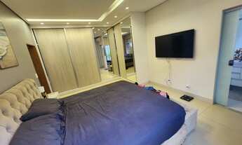 Imagem 4: Belíssima no Jardim Karaíba, 280m², alto padrão de construção,cozinha com varanda gourmet