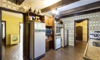 Imagem 6: Casa Residencial de 03 dormitórios, sendo 01 suíte no bairro Menino Deus