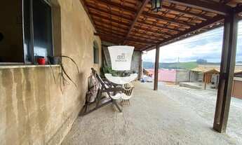 Imagem 2: Casa à venda em Antonio Carlos com 3 dormitórios no bairro Sá Fortes