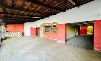 Imagem 3: Casa comercial para alugar na Alameda dos Rouxinóis, Parque das Laranjeiras, em Goiânia-GO