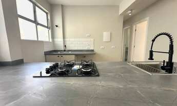 Imagem 3: Apartamento Reformado com 3 quartos 1 suíte e 1 vaga no Agua verde